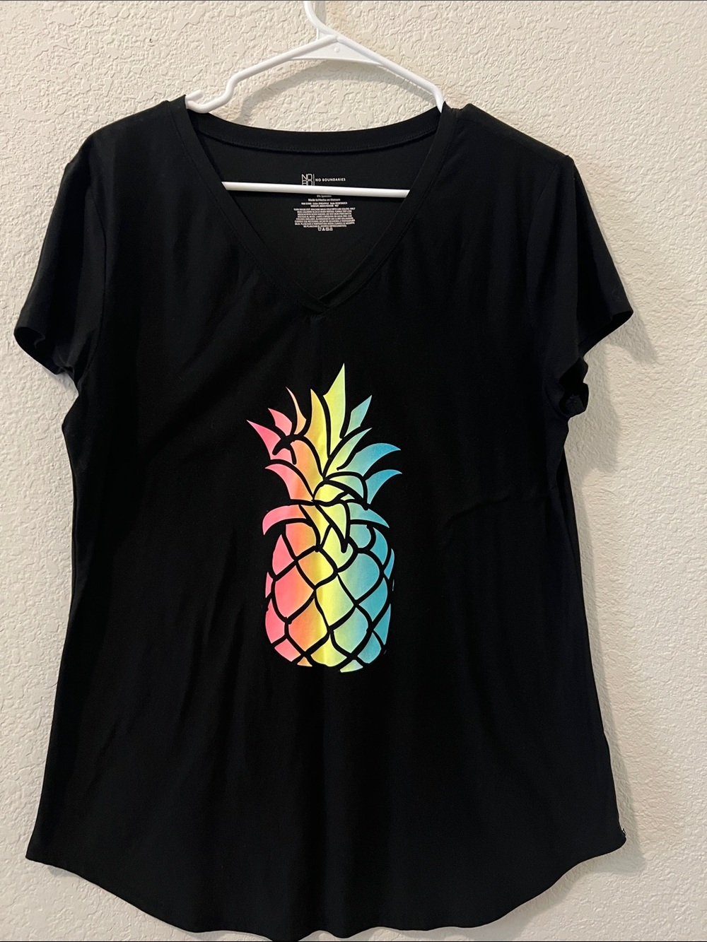 No Boundaries Black V-Neck Tee with Rainbow Pineapple Graphic